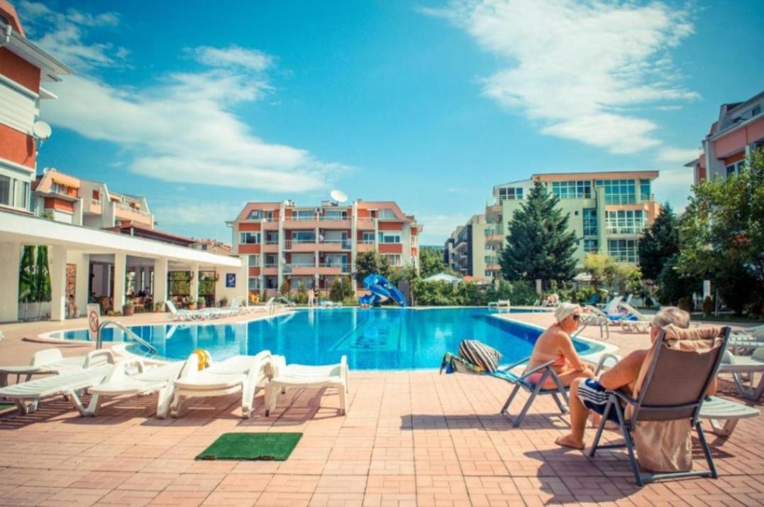 Sunny Fort Private Apartment Sunny Beach Esterno foto
