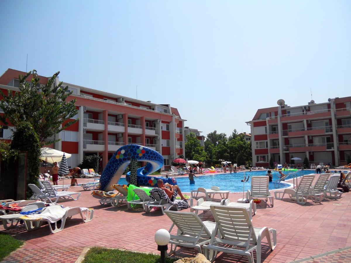 Sunny Fort Private Apartment Sunny Beach Esterno foto