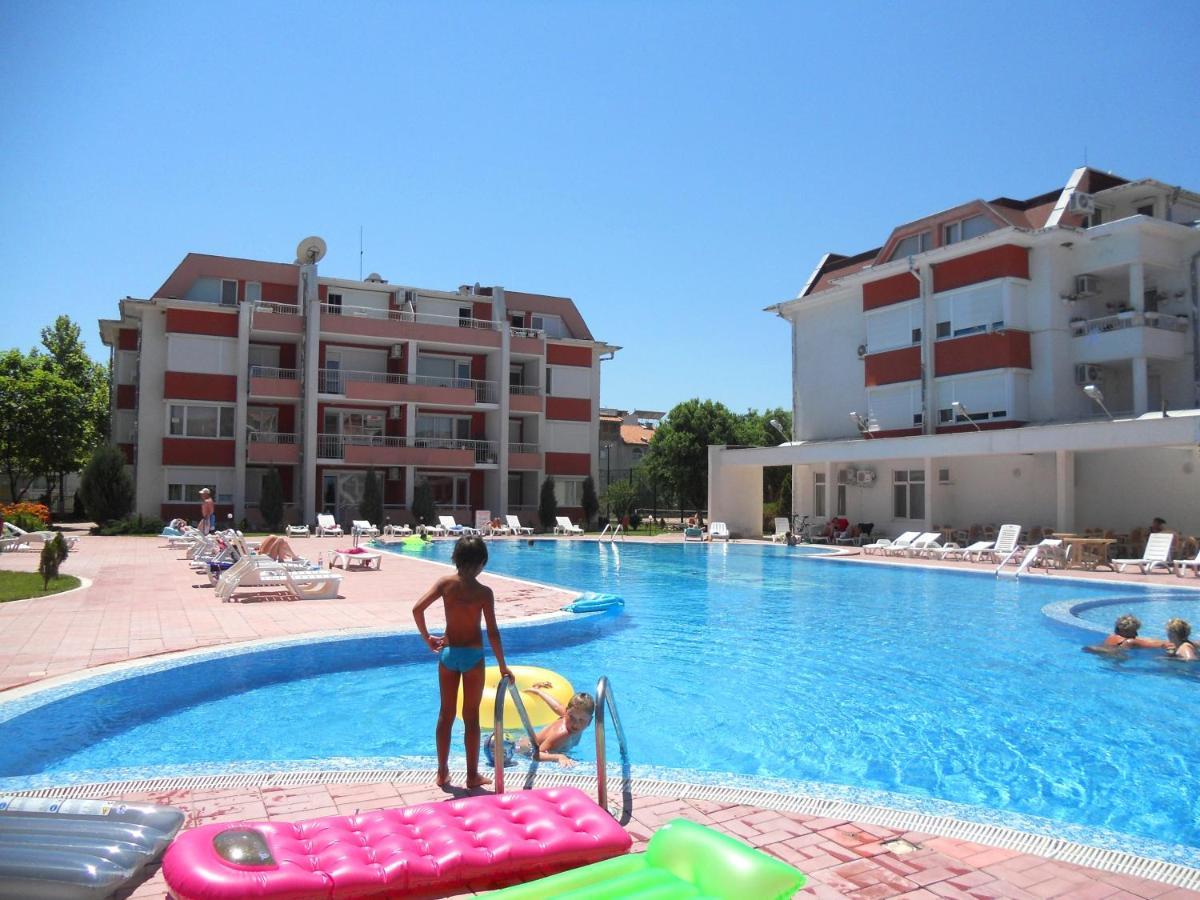 Sunny Fort Private Apartment Sunny Beach Esterno foto