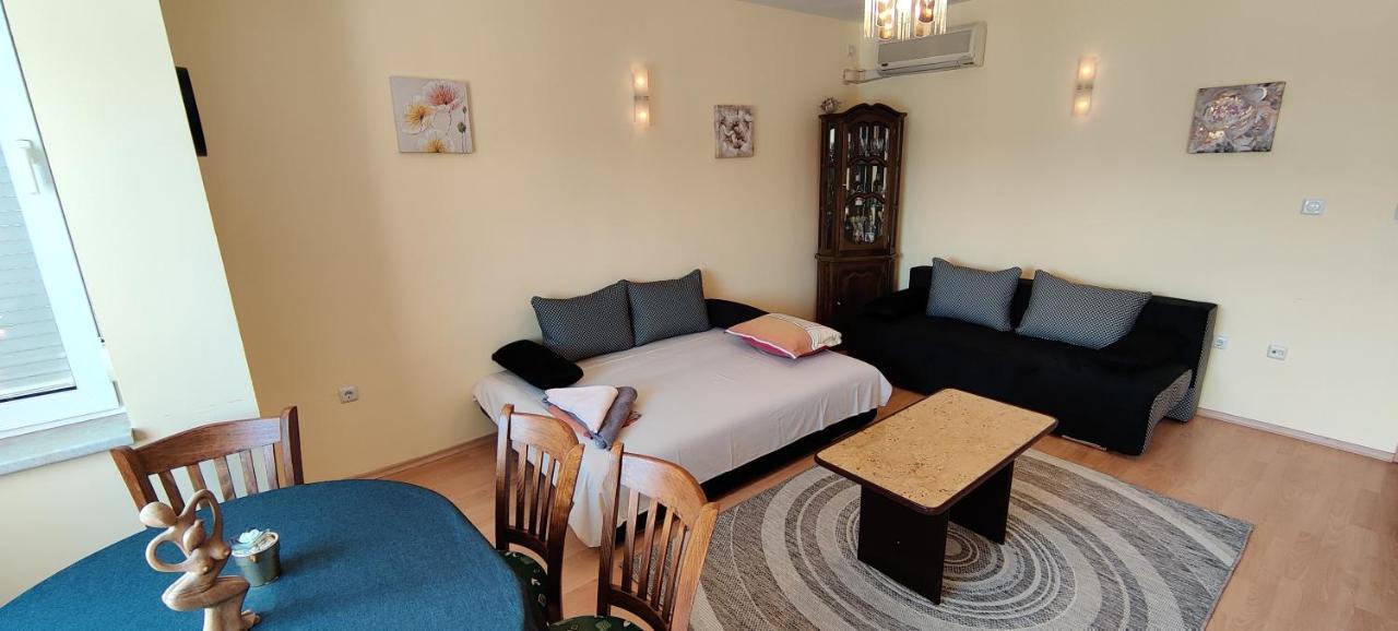 Sunny Fort Private Apartment Sunny Beach Esterno foto