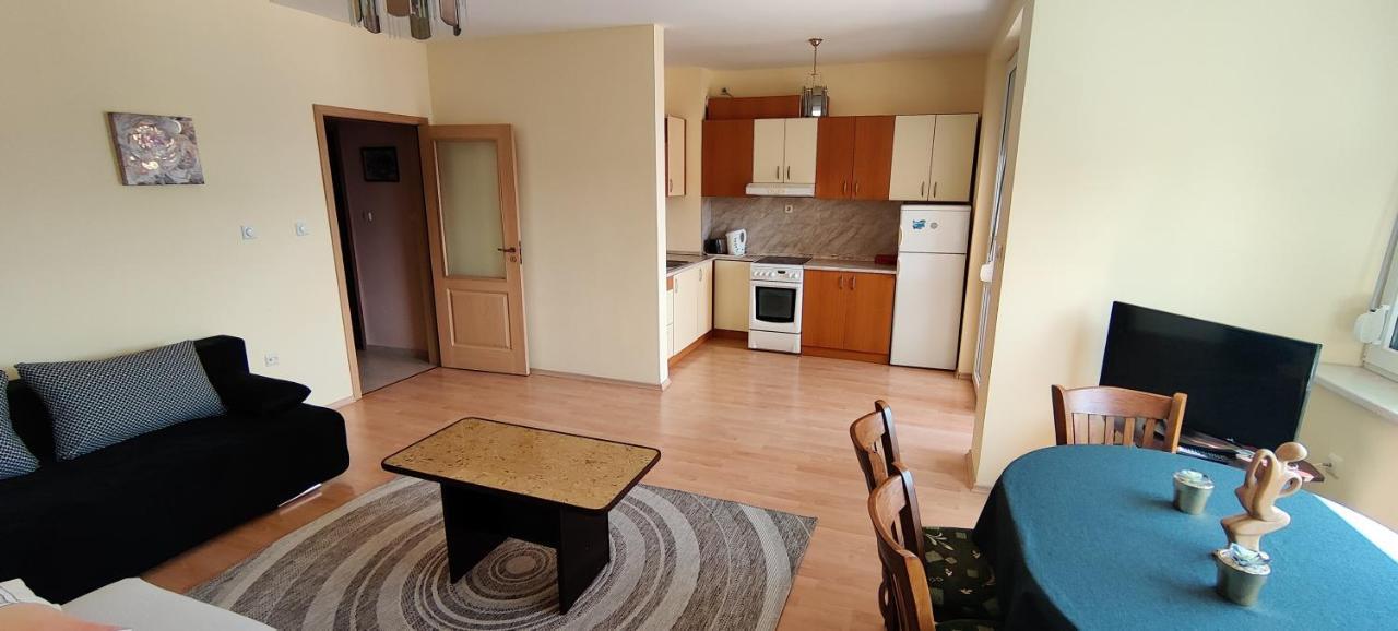 Sunny Fort Private Apartment Sunny Beach Esterno foto