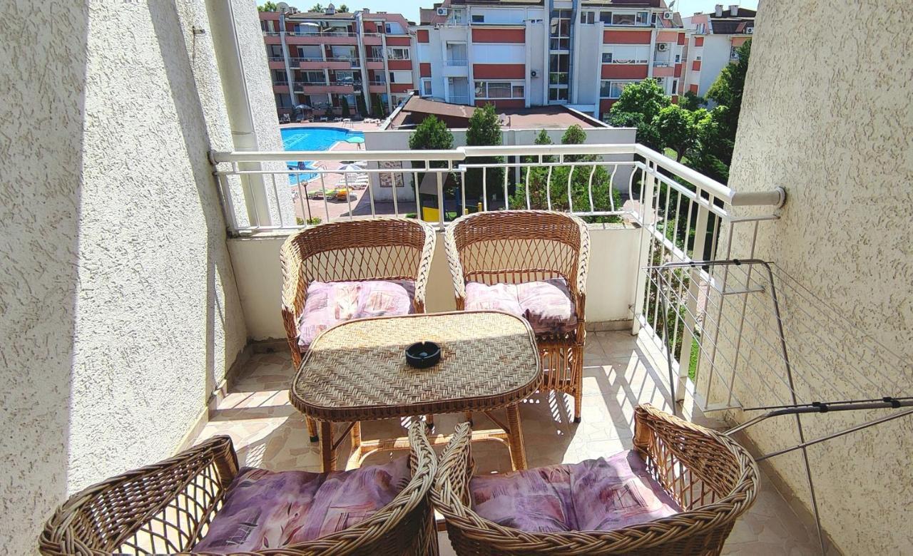 Sunny Fort Private Apartment Sunny Beach Esterno foto